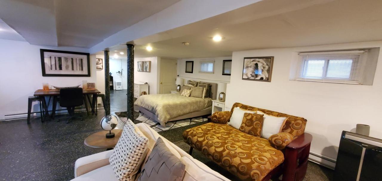 Cozy Studio; Lower Level Unit New York Exteriör bild